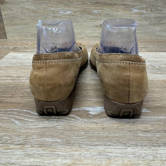 Skechers Tan Suede Wedge Slip On Shoes Women's See picture for sizing - Picture 3 of 7